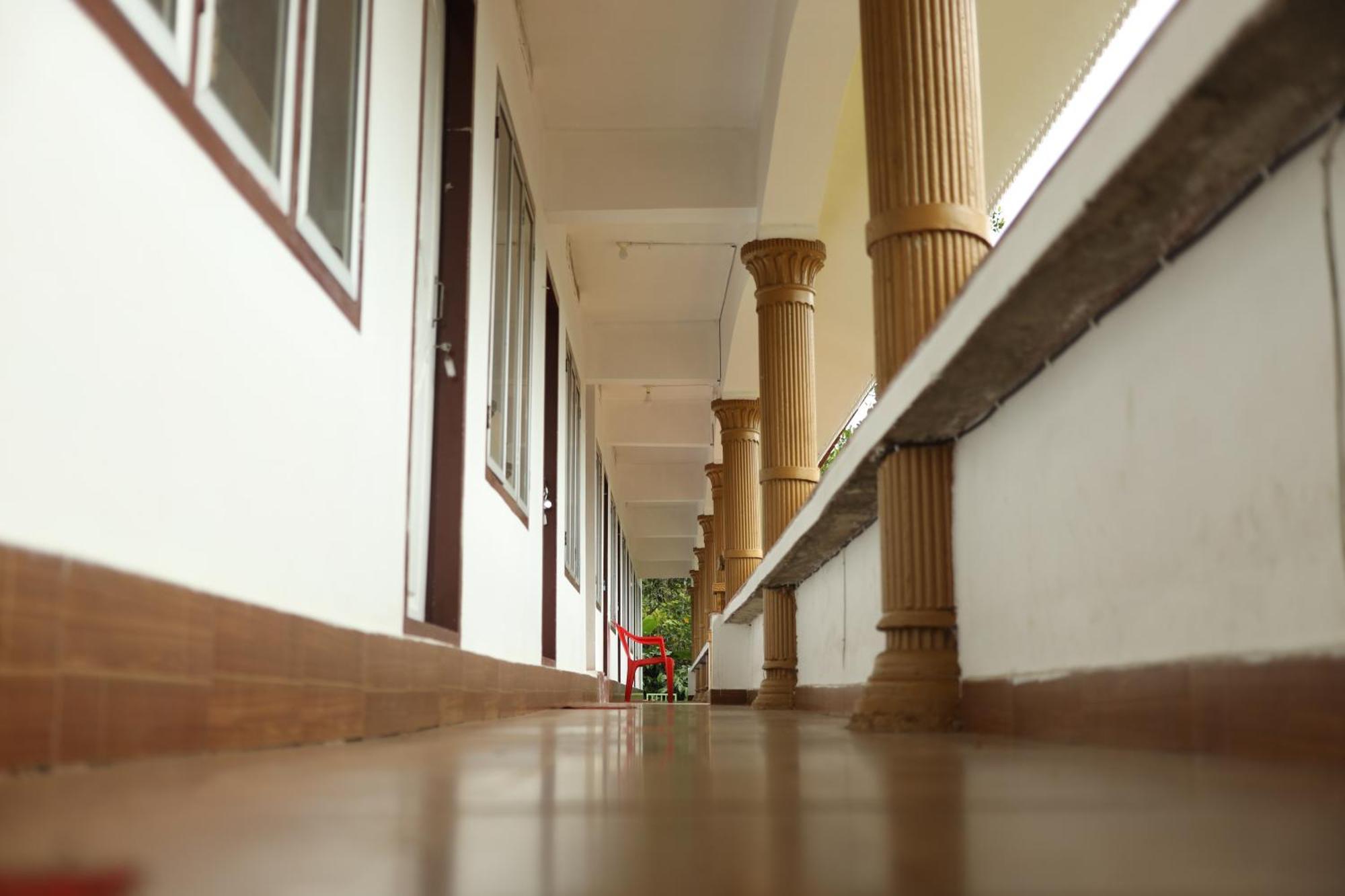 Ashramam Health Resort Kattappana Екстериор снимка