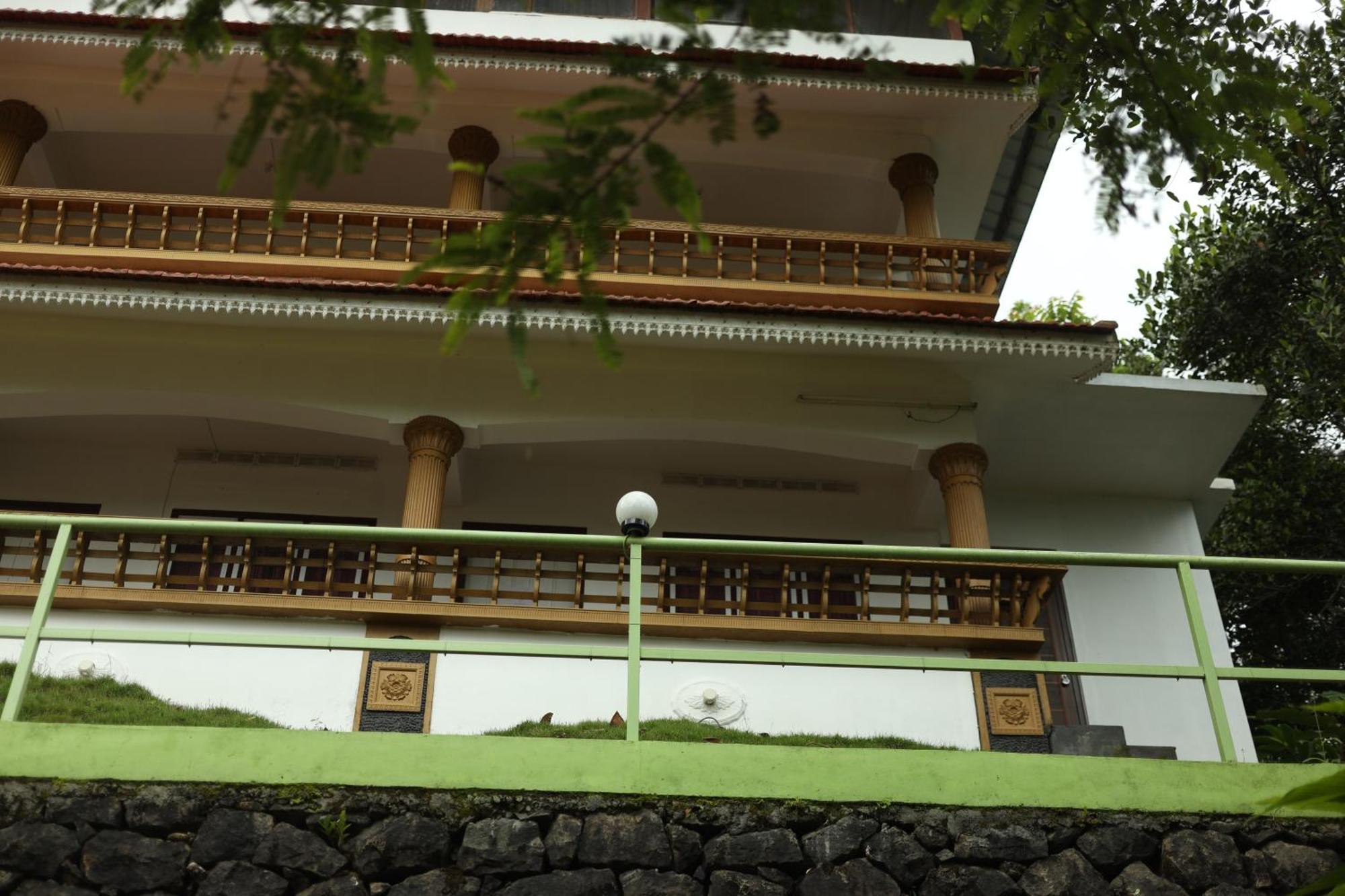 Ashramam Health Resort Kattappana Екстериор снимка