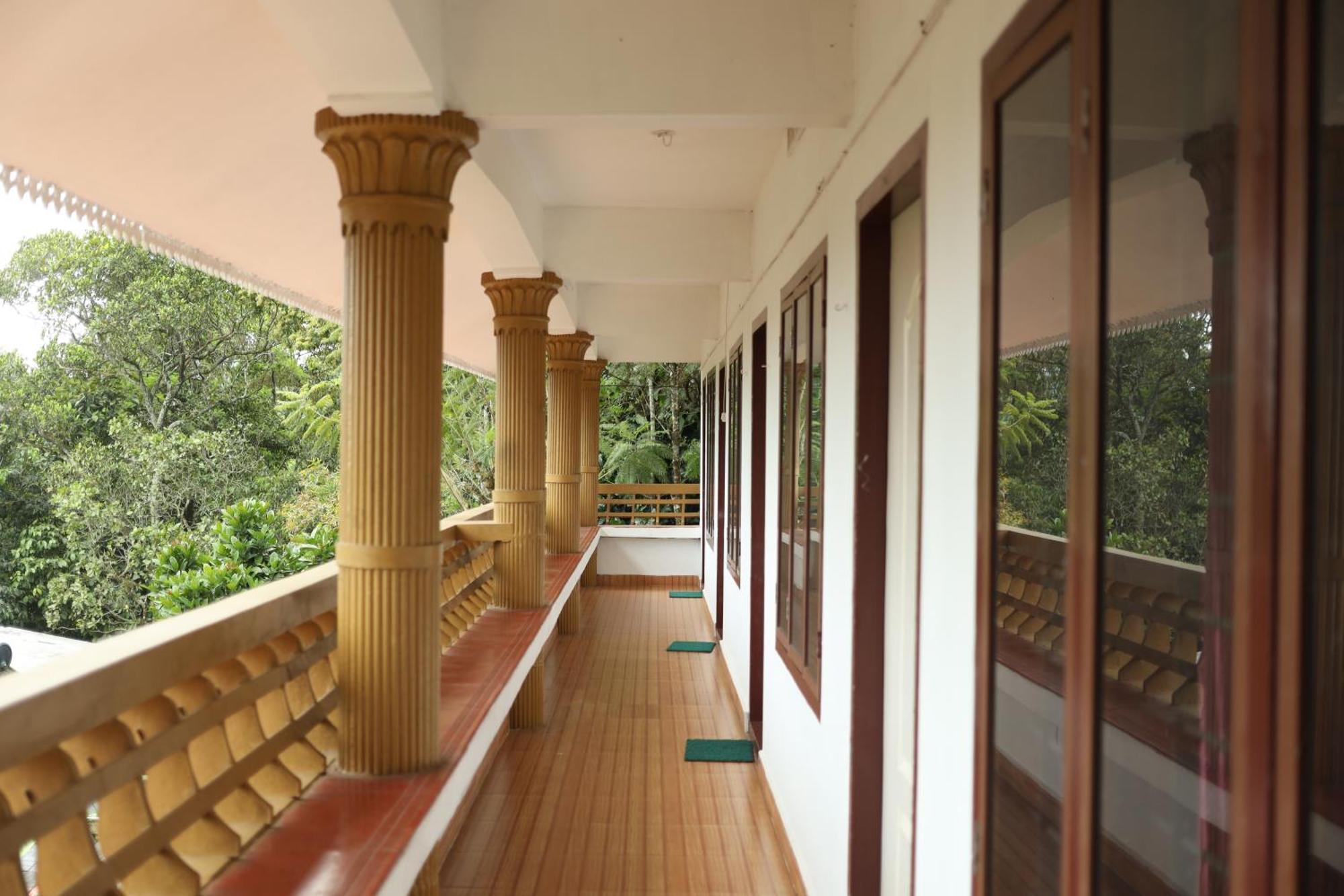 Ashramam Health Resort Kattappana Екстериор снимка